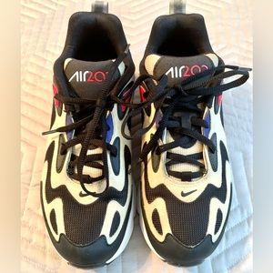 Nike Air Max 200 Black/Tan - Sz. 5 Kids/6.5 Women’s
